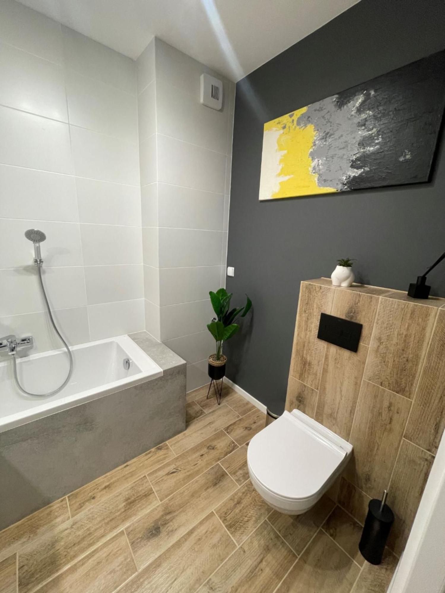 Apartament Park Poezji II Gliwice Zewnętrze zdjęcie