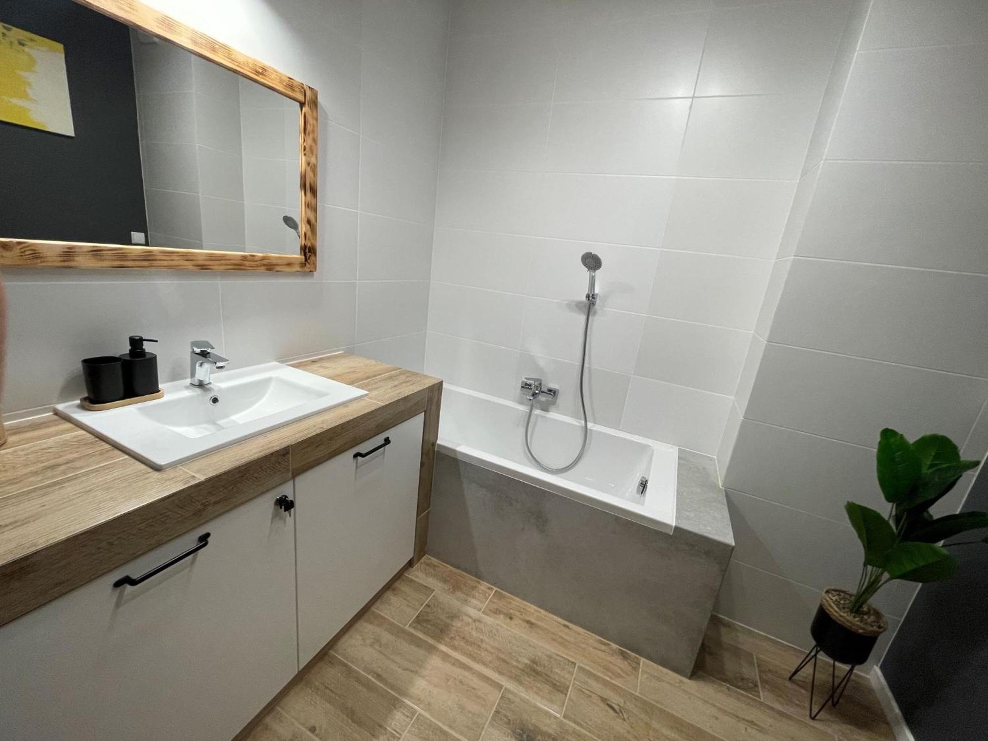 Apartament Park Poezji II Gliwice Zewnętrze zdjęcie